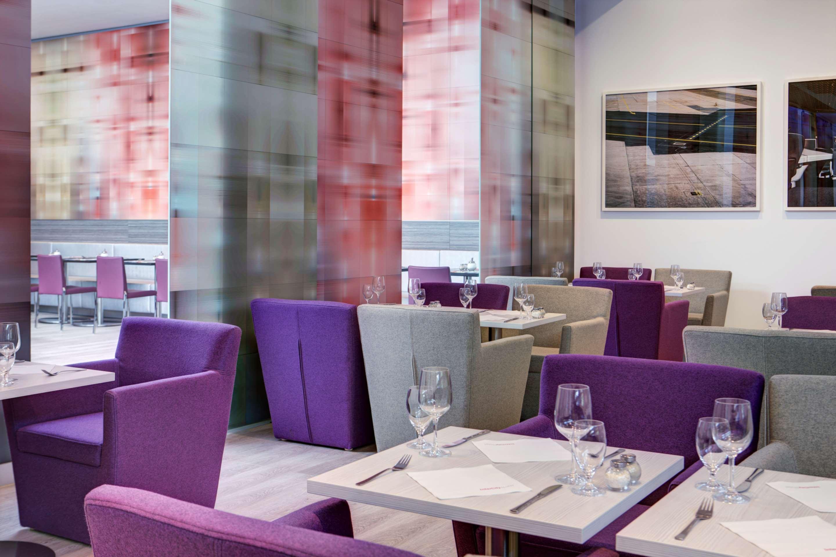 Intercityhotel Frankfurt Airport Франкфурт на Майн Екстериор снимка