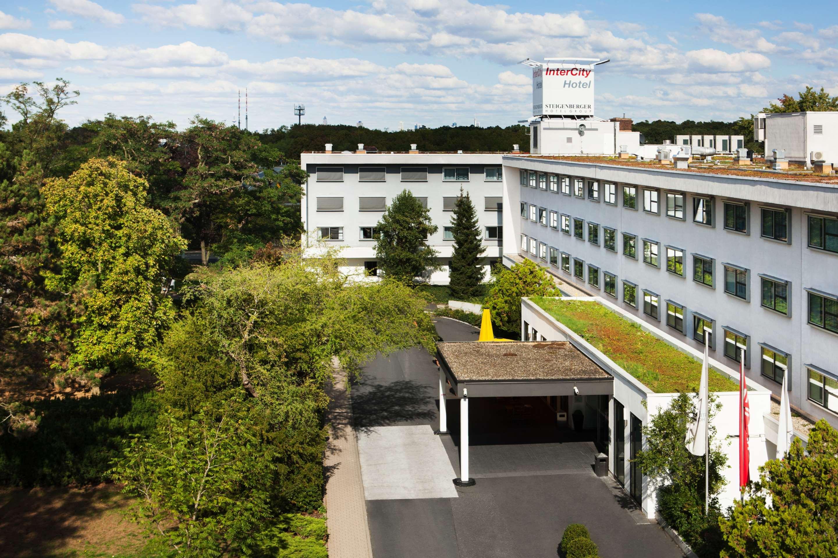 Intercityhotel Frankfurt Airport Франкфурт на Майн Екстериор снимка
