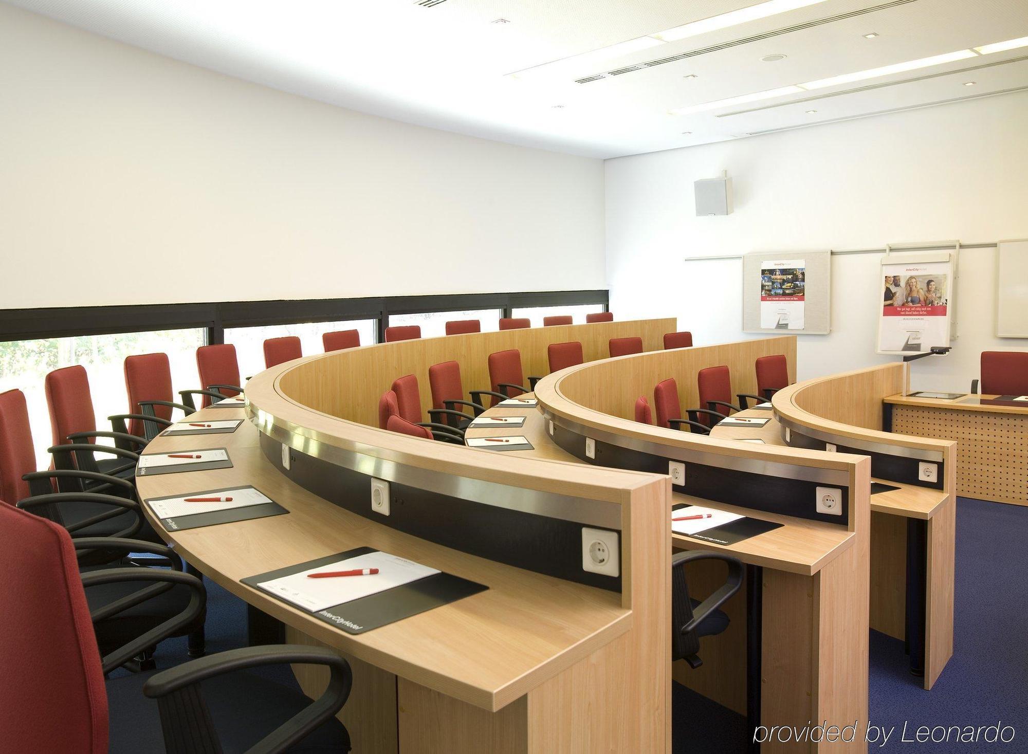 Intercityhotel Frankfurt Airport Франкфурт на Майн Бизнес снимка