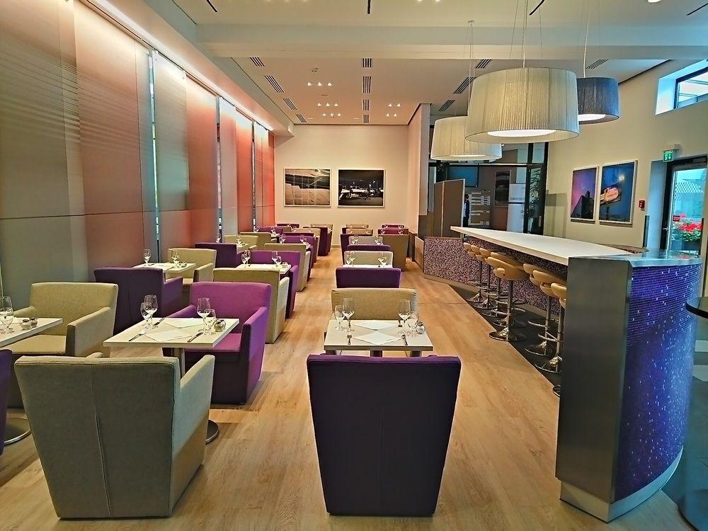Intercityhotel Frankfurt Airport Франкфурт на Майн Екстериор снимка